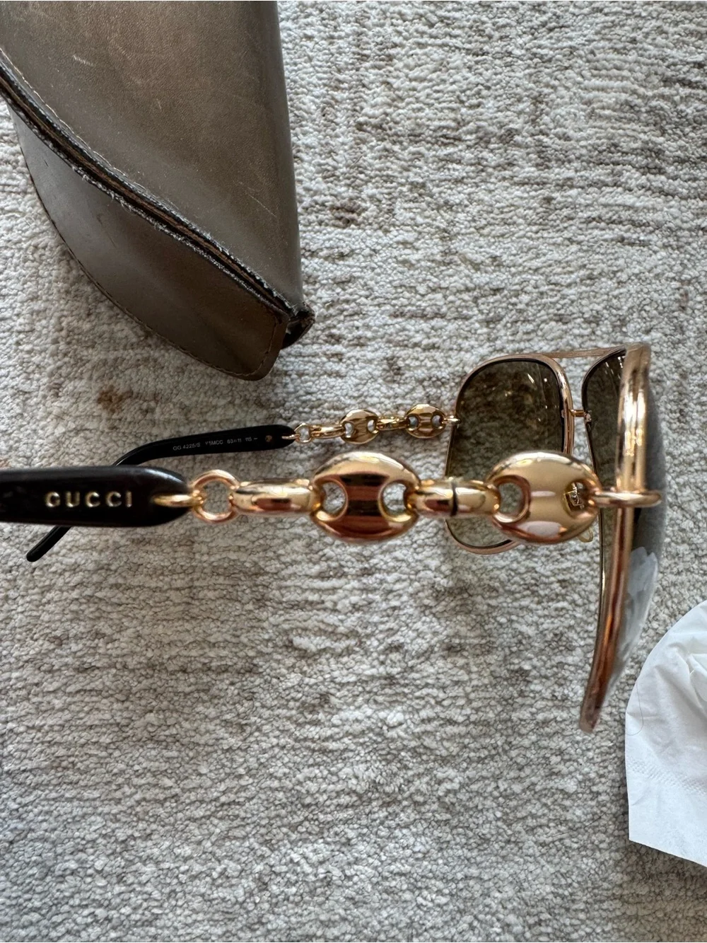 Gucci Marina Chain Aviator Sunglasses GG 4225/S Gold Black